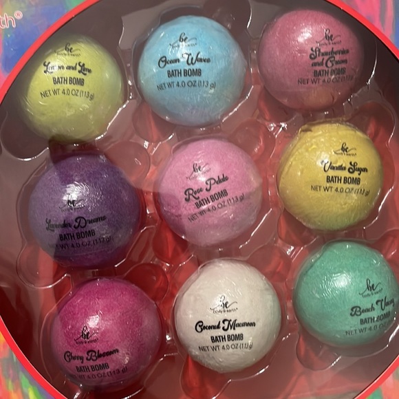 New Be Body and Earth Bath Bomb Gift Set - Picture 3 of 3